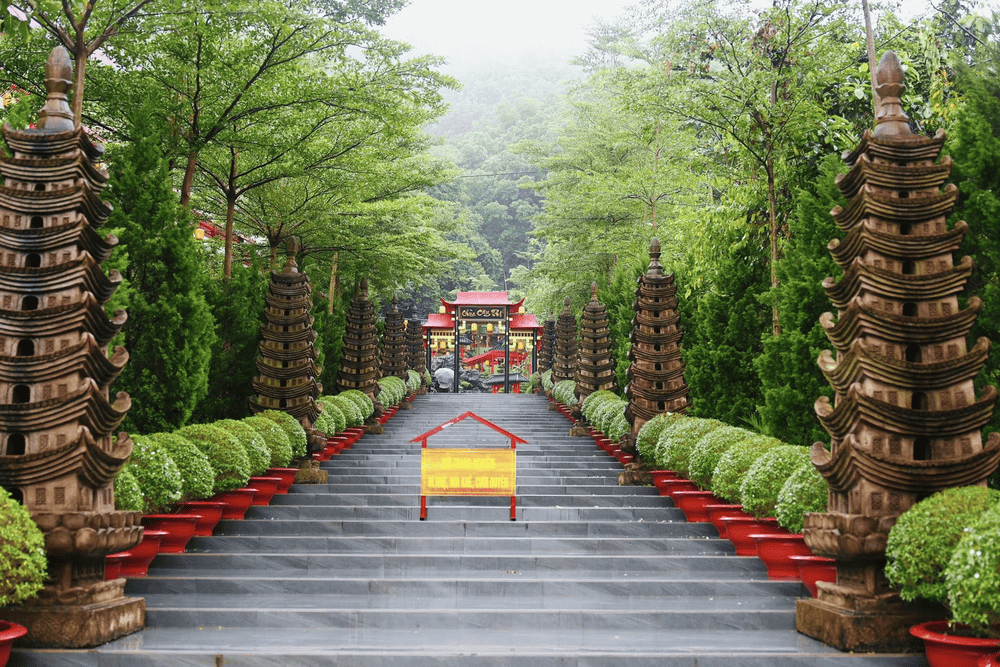 Lối vào chùa Cây Thị (Nguồn: Fanpage Chùa Cây Thị)